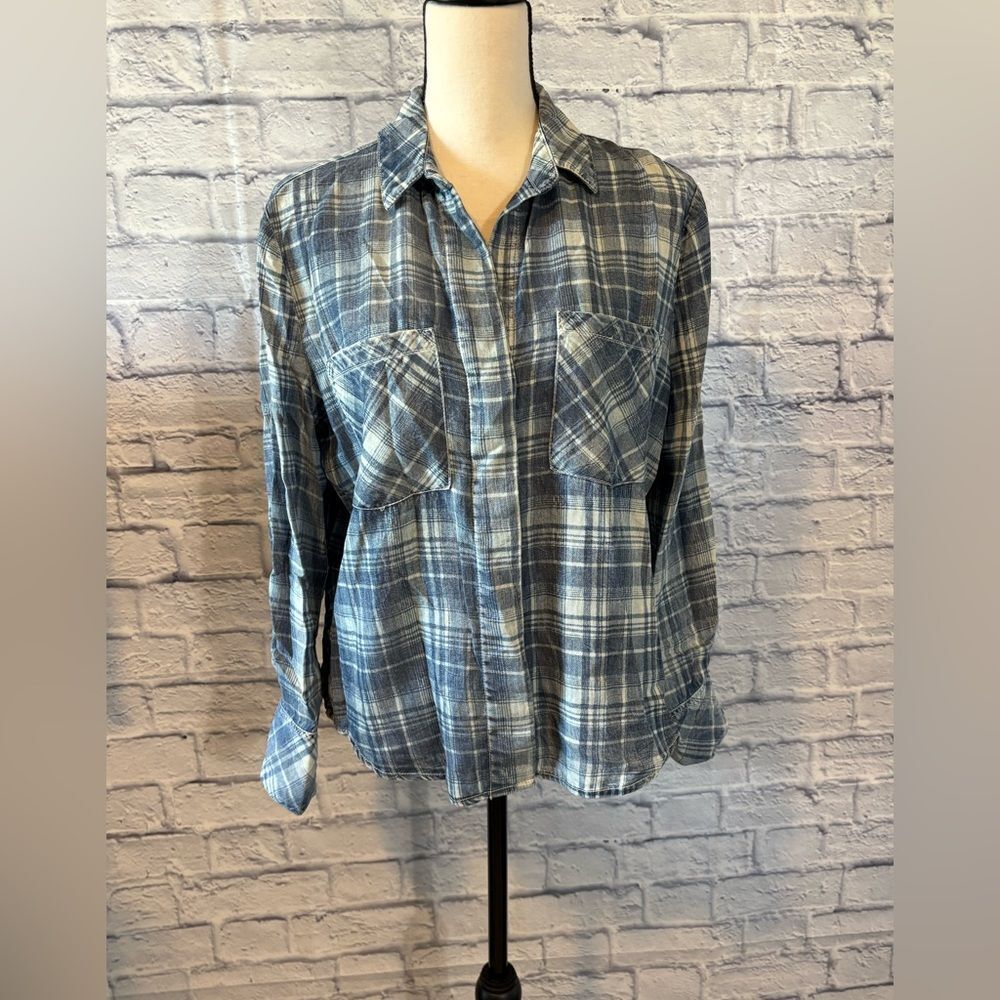 Casual Plaid Button Down Shirt - Blue
